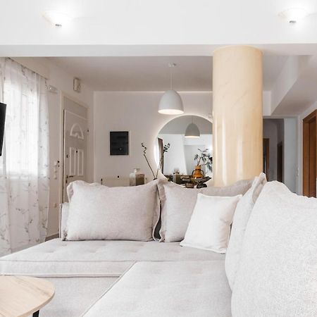 Villa Ventus, 40Sqm Private Pool & Hot Tub! Roussospition Ngoại thất bức ảnh