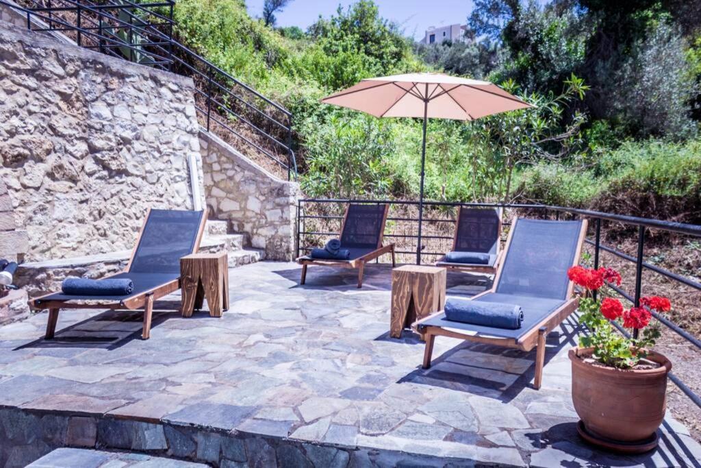 Villa Ventus, 40Sqm Private Pool & Hot Tub! Roussospition Ngoại thất bức ảnh