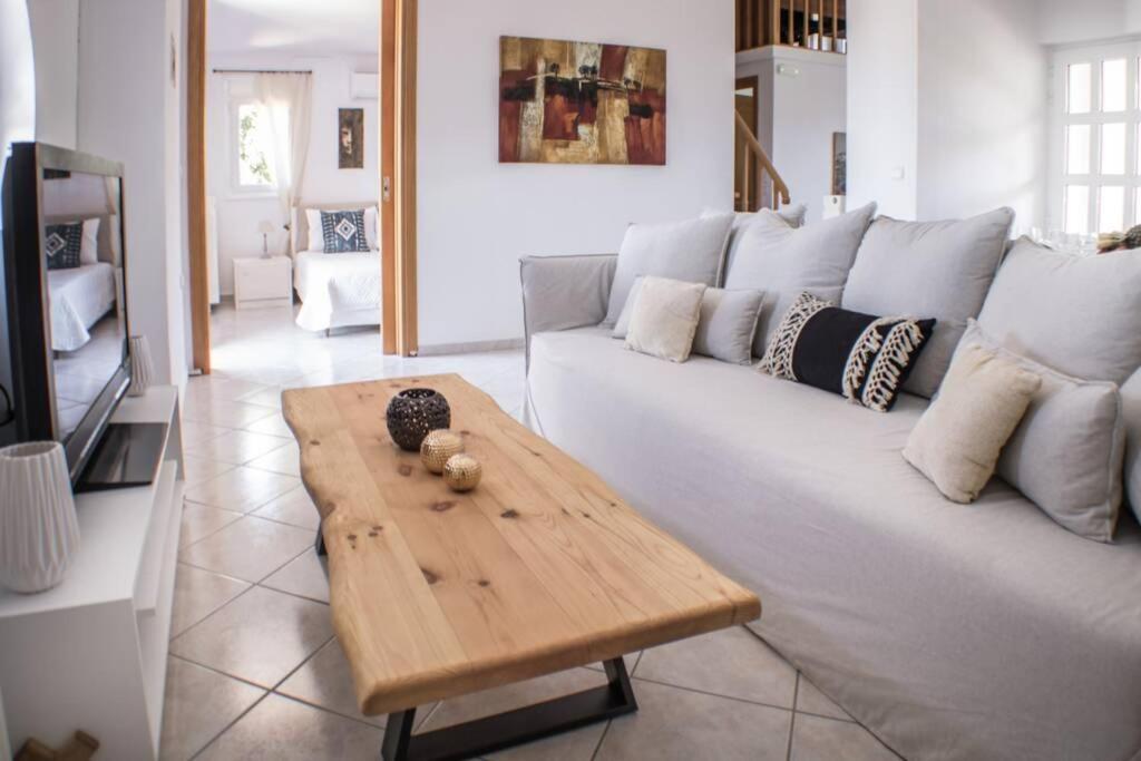 Villa Ventus, 40Sqm Private Pool & Hot Tub! Roussospition Ngoại thất bức ảnh