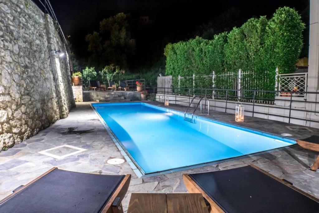 Villa Ventus, 40Sqm Private Pool & Hot Tub! Roussospition Ngoại thất bức ảnh
