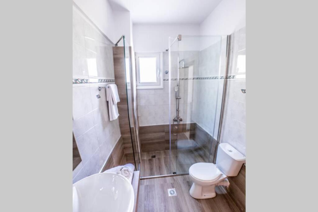 Villa Ventus, 40Sqm Private Pool & Hot Tub! Roussospition Ngoại thất bức ảnh